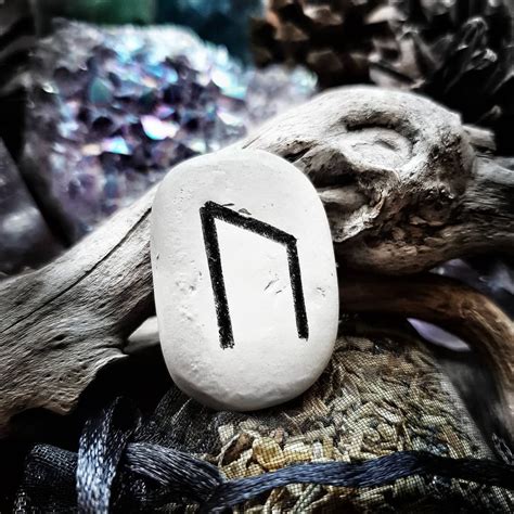 Cultivating Inner Strength and Resilience with the Rune of Stability and Fortitude